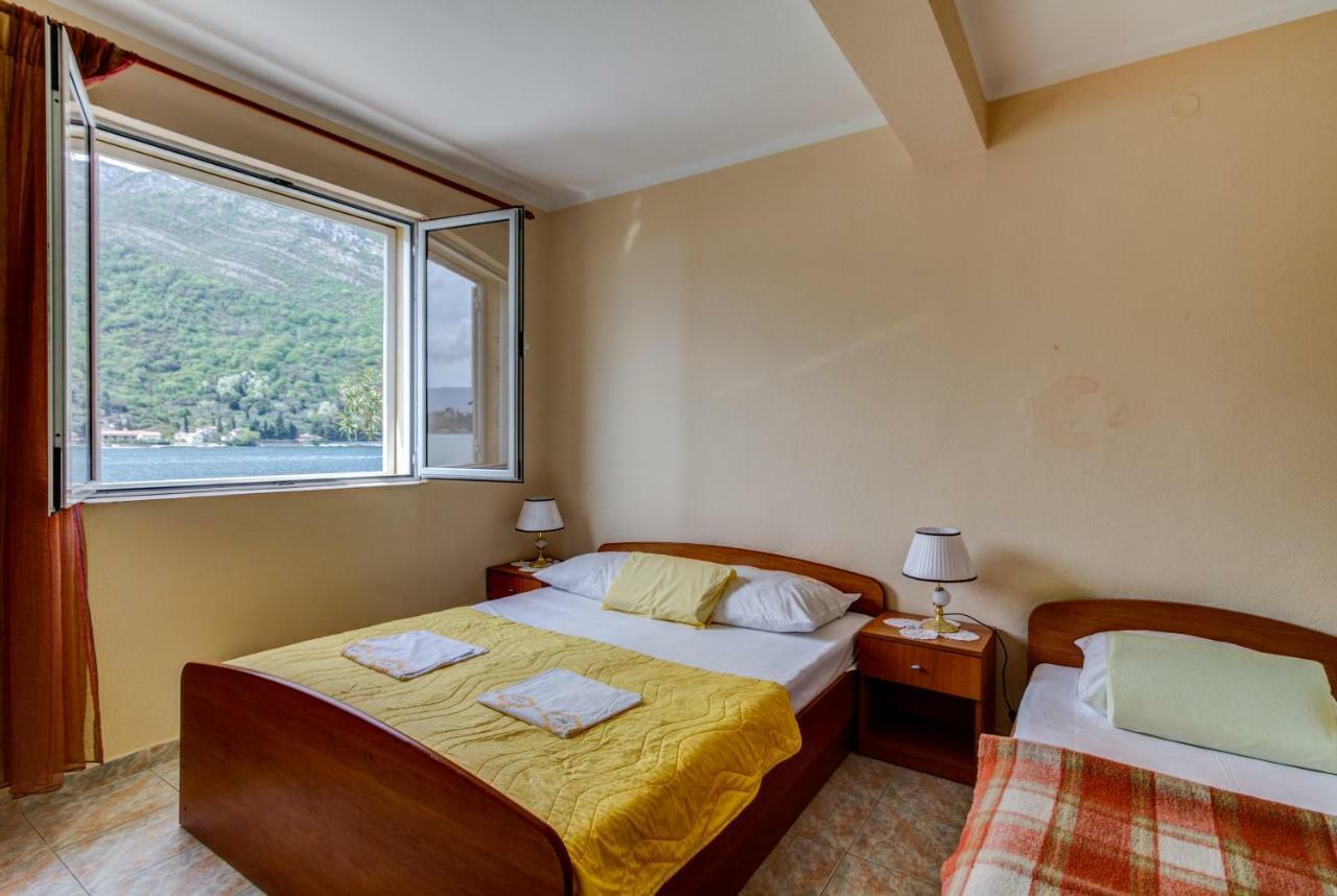 Apartmani Vesna Tivat Exterior foto