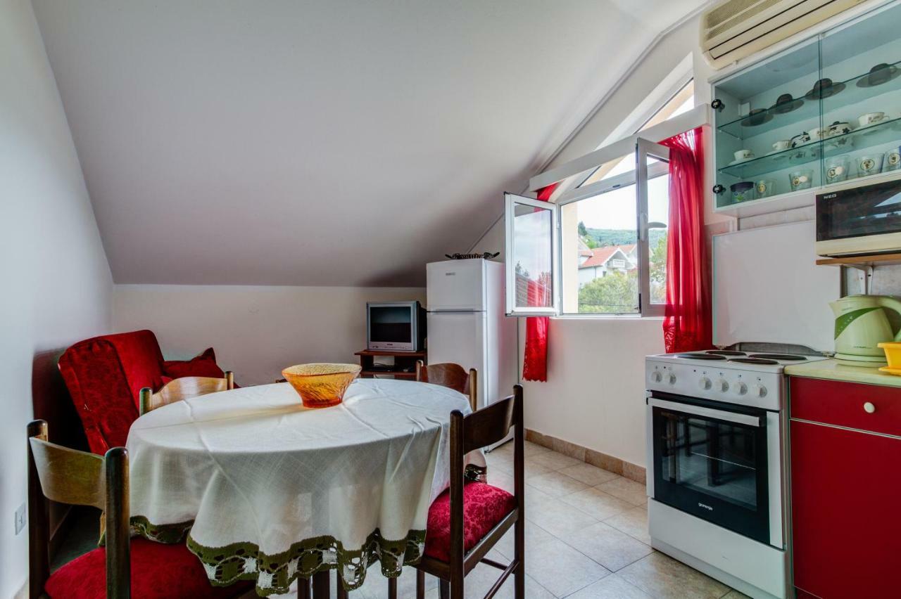 Apartmani Vesna Tivat Exterior foto